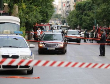 Ο Λ. Παπαδήμος θα υποβληθεί σε νέο χειρουργικό καθαρισμό την Κυριακή (φωτό)